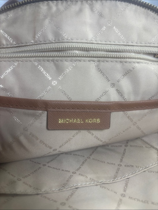 Michael Kors Other - Michael Kors Men’s Taupe and Cream Leather Organizer with Gold Logo